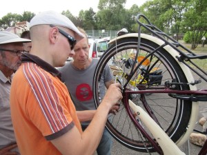 PaMA_Autoreparation_crevaison_velo_bourgogne_france (4)